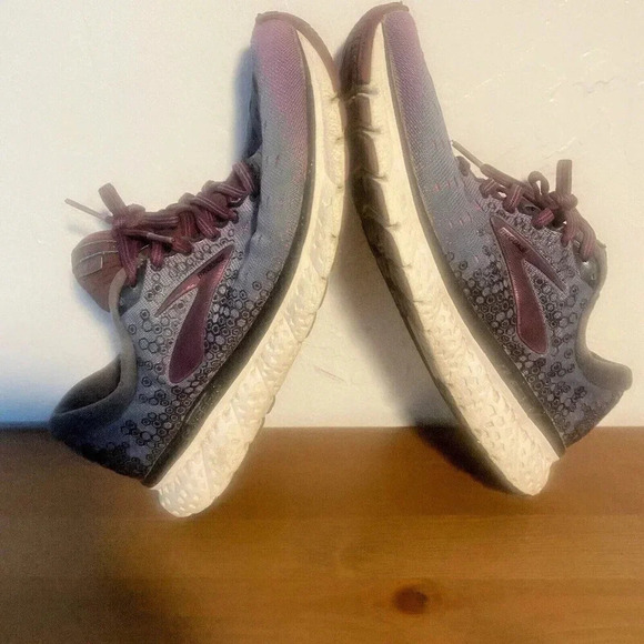 Brooks Glycerin 17 Women's Running Shoes Gray 1202831B081 8B (Medium) - Picture 8 of 11